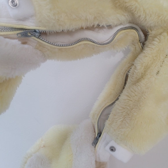Vintage Yellow and white baby bear snowsuit 18-24months made in Canada - Picture 9 of 16